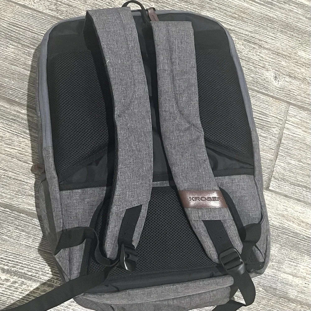 KROSER 17.3 inch‎ Laptop iPad Backpack Gray Padded Back Travel Charging Port